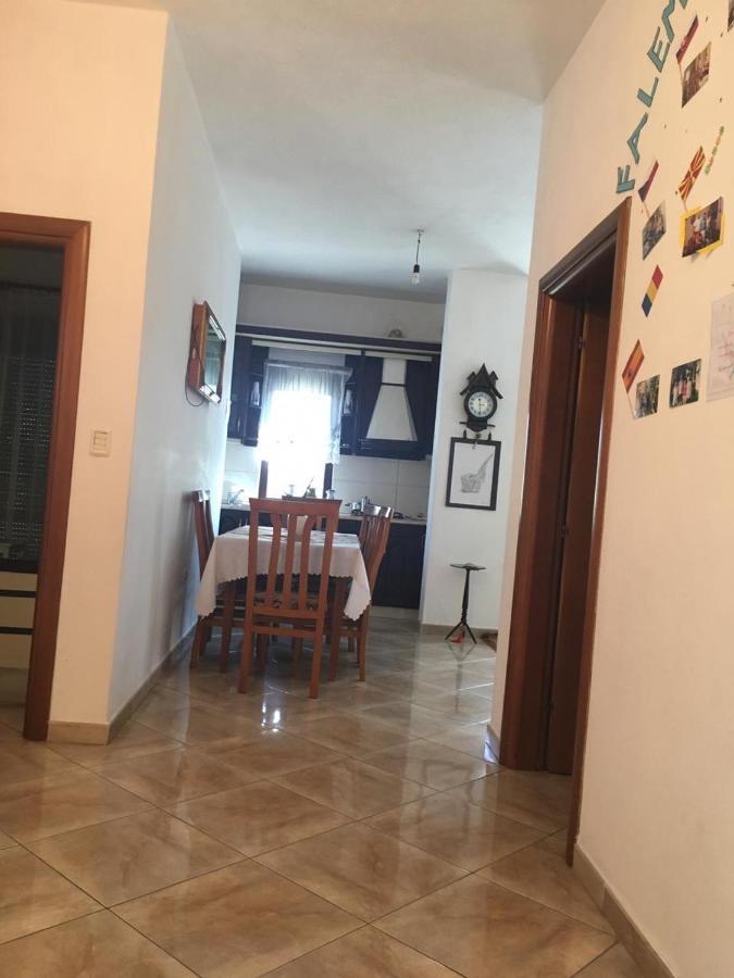 Tafilaj Apartments ดูร์เรส ภายนอก รูปภาพ
