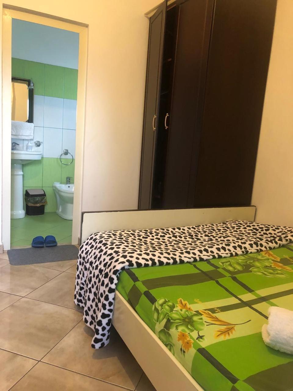 Tafilaj Apartments ดูร์เรส ภายนอก รูปภาพ