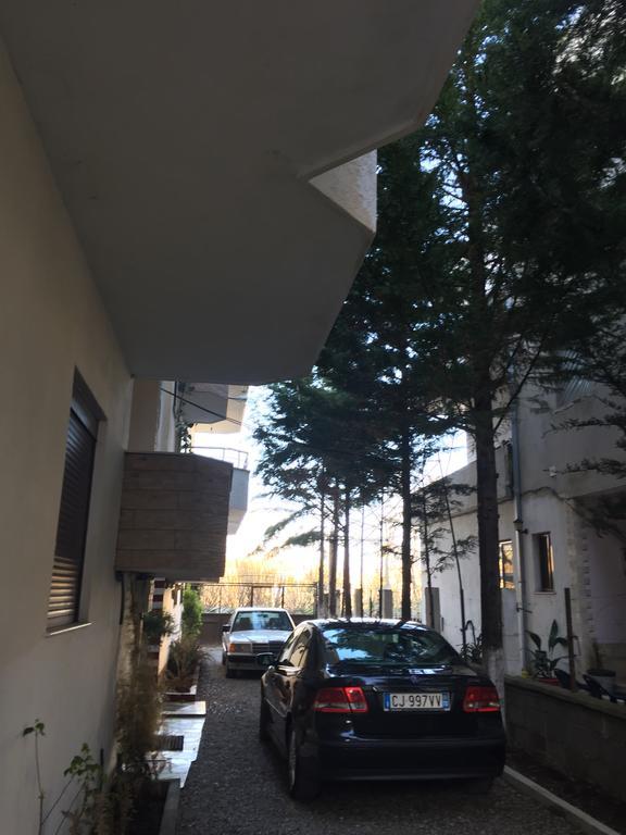 Tafilaj Apartments ดูร์เรส ภายนอก รูปภาพ